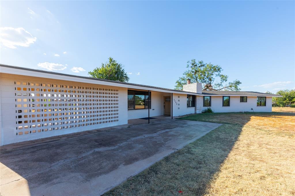 5400 Ridgeline Drive Property Photo 3