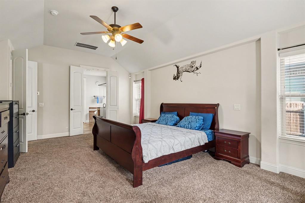 2412 Lynbridge Drive Property Photo 20