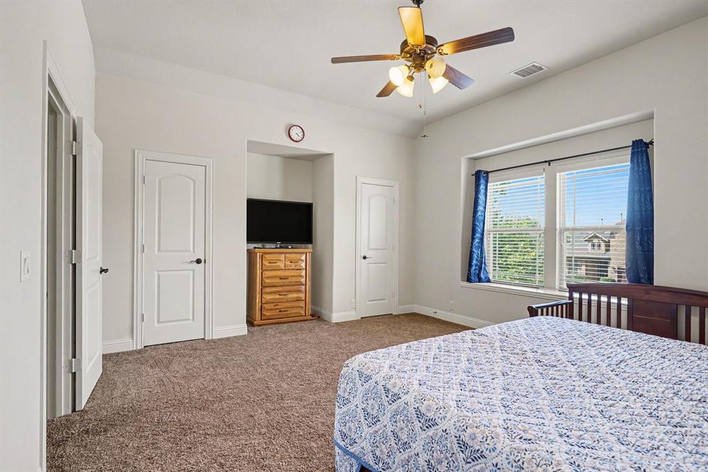2412 Lynbridge Drive Property Photo 25
