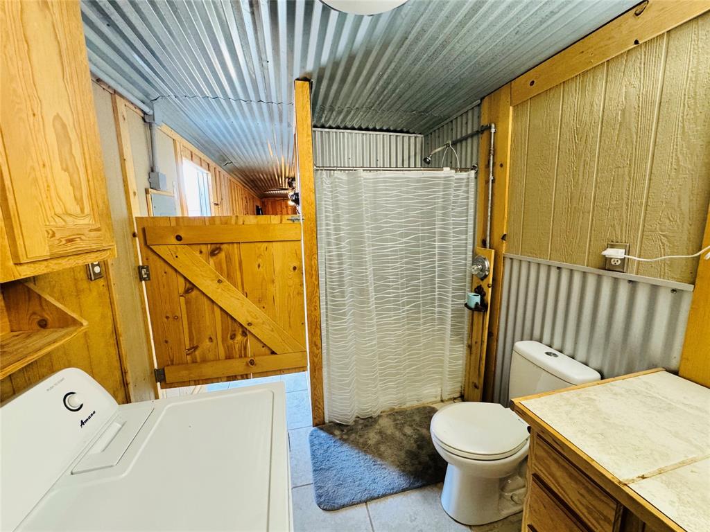225 Ave J Property Photo 11