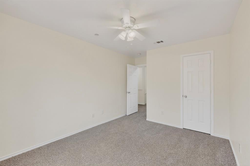 10122 Summit Run Drive Property Photo 12