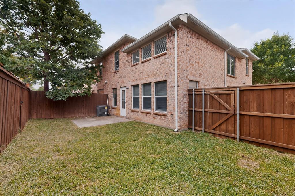 10122 Summit Run Drive Property Photo 22