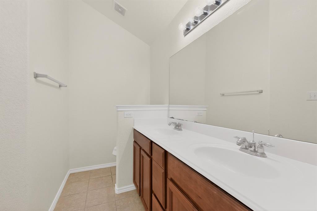 10122 Summit Run Drive Property Photo 11