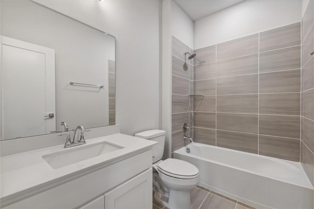 4421 Rustic Ridge Drive Property Photo 15