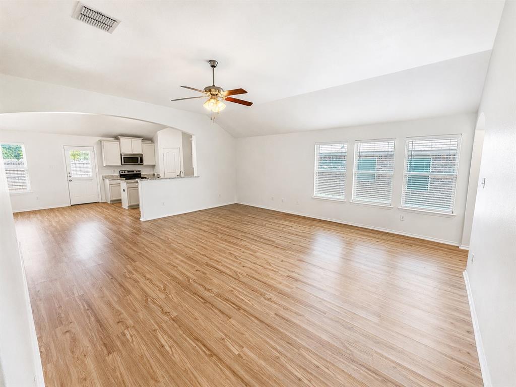 7322 Mistletoe Trail Property Photo 7