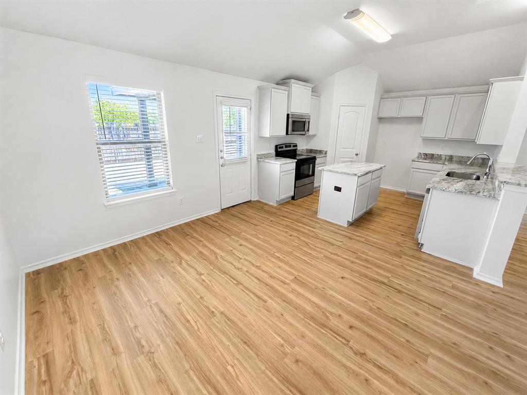 7322 Mistletoe Trail Property Photo 15