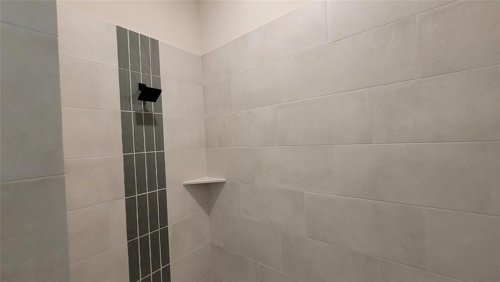 6841 Southrock Drive Property Photo 24
