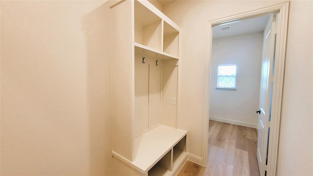 6841 Southrock Drive Property Photo 26