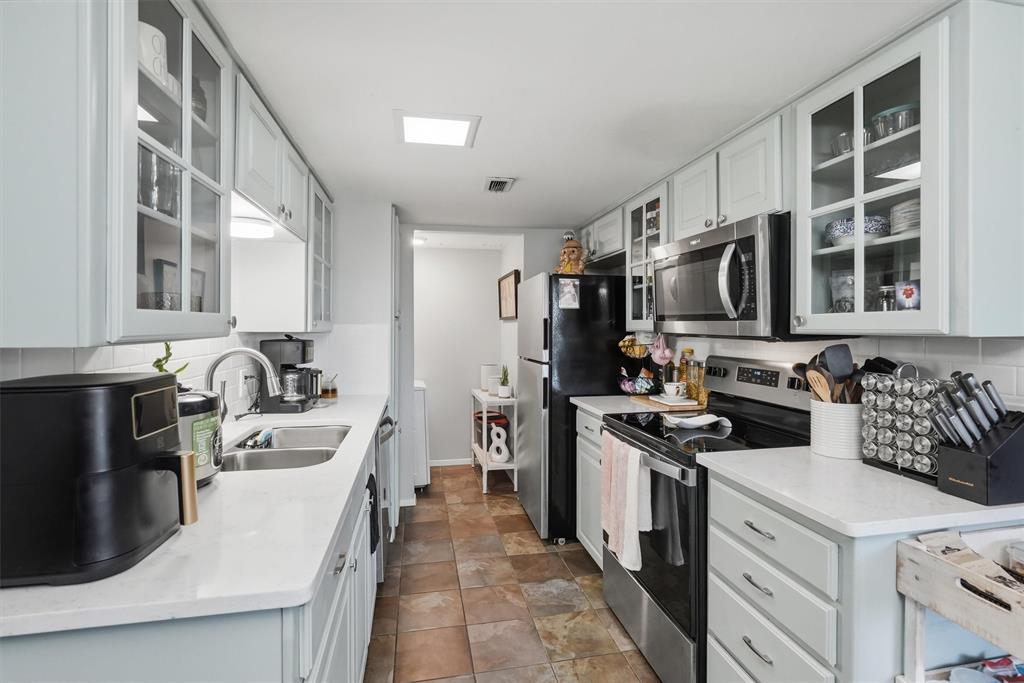 4211 Fairway Drive Property Photo 12