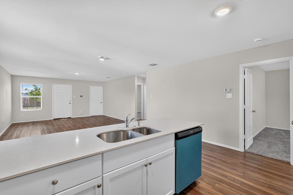 1103 Avalon Drive Property Photo 12