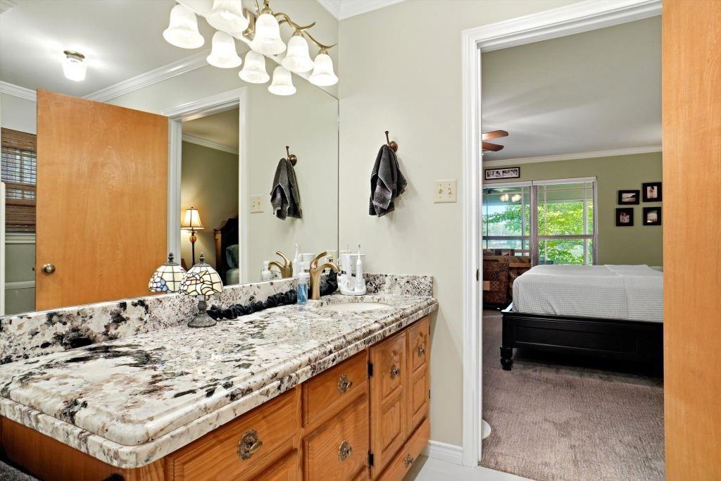665 Private Road 5881 Property Photo 14