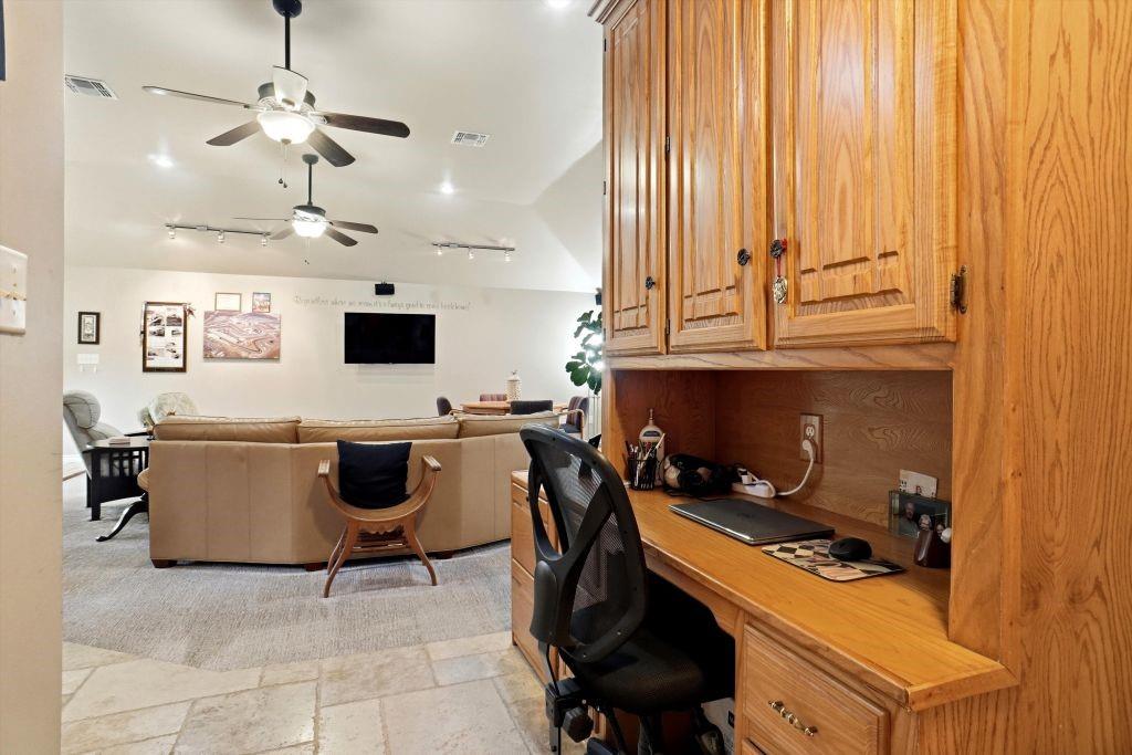 665 Private Road 5881 Property Photo 20