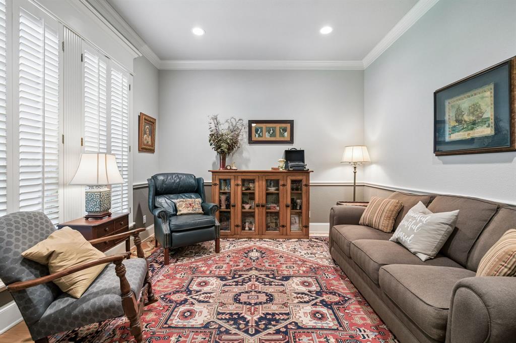 3718 Lakeview Drive Property Photo 4