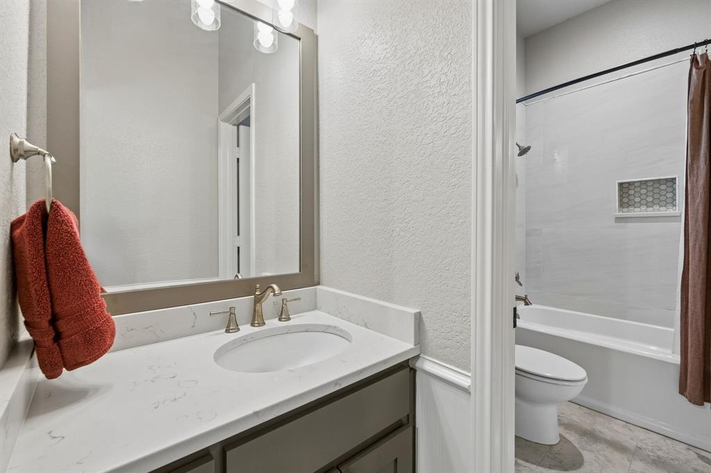 3718 Lakeview Drive Property Photo 24