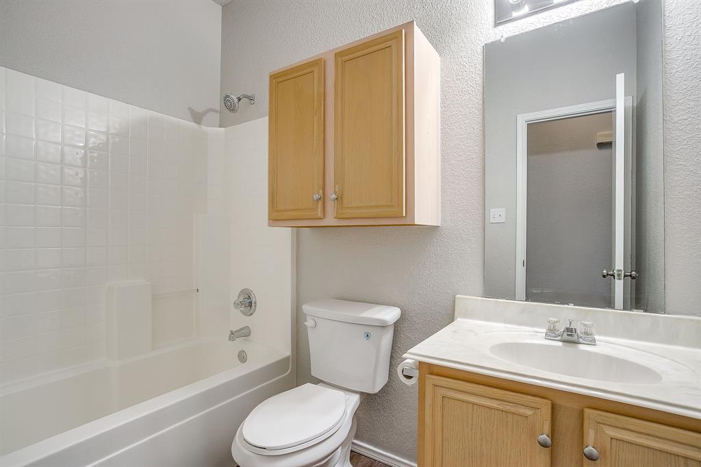 7452 Blackthorn Drive Property Photo 21