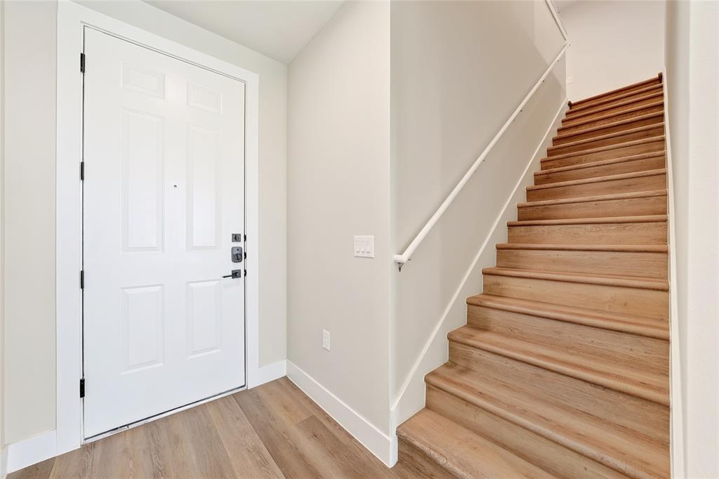 221 Melody Lane Property Photo 3