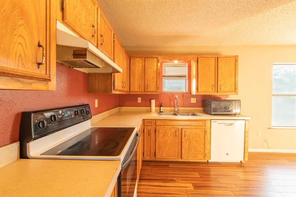 510 S Williams Street Property Photo 4