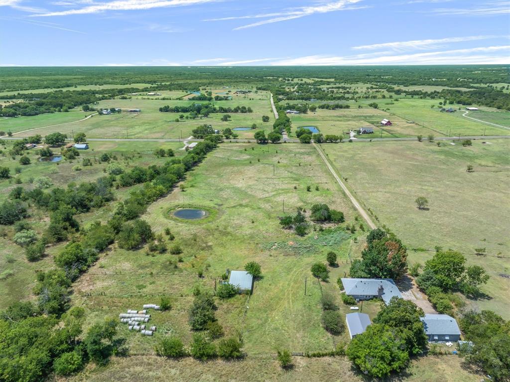 1867 Fm 513 Property Photo 3