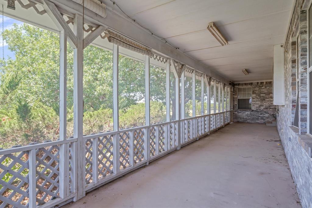 1867 Fm 513 Property Photo 8