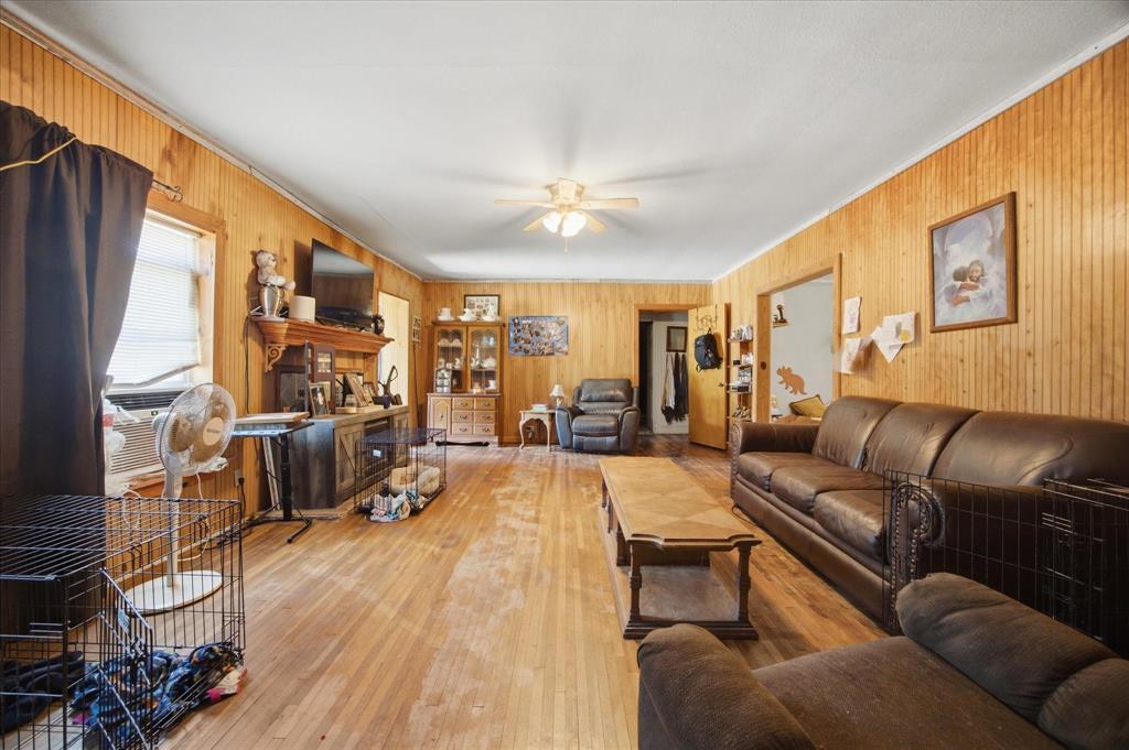 112 S Fm 44 Property Photo 5