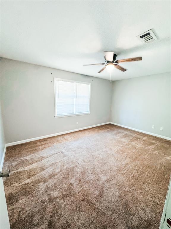 107 HICKORY HOLLOW DR Property Photo 1