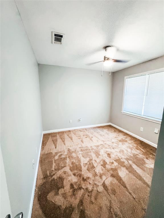 107 Hickory Hollow Dr Property Photo 11