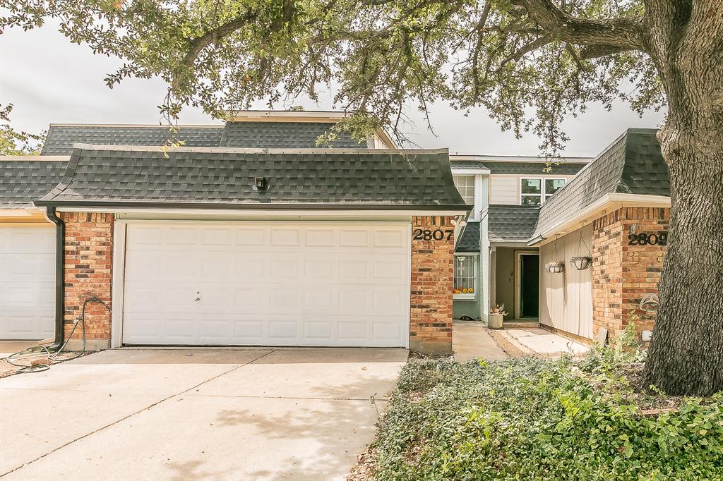2807 Summit View Drive Property Photo 1