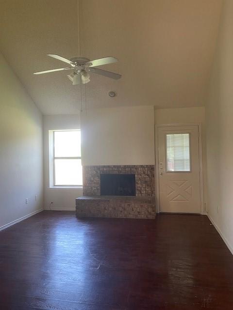 2115 Sunset Drive Property Photo 2