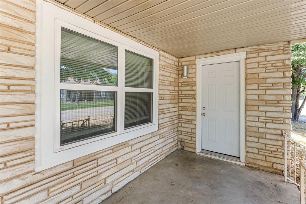 115 N College Property Photo 4