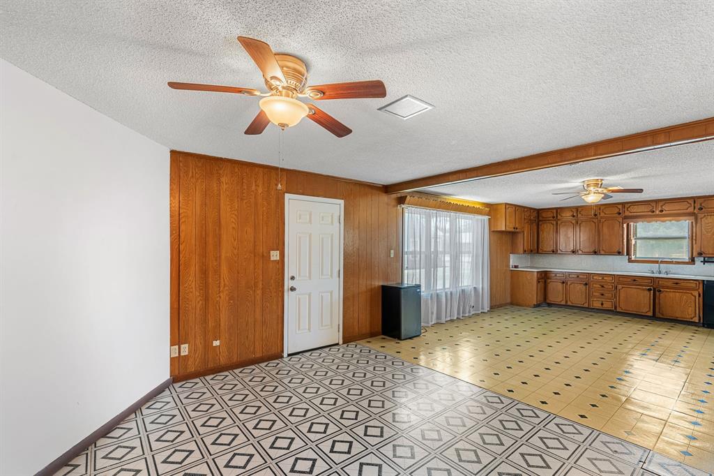 115 N College Property Photo 6