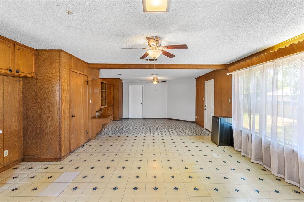 115 N College Property Photo 16