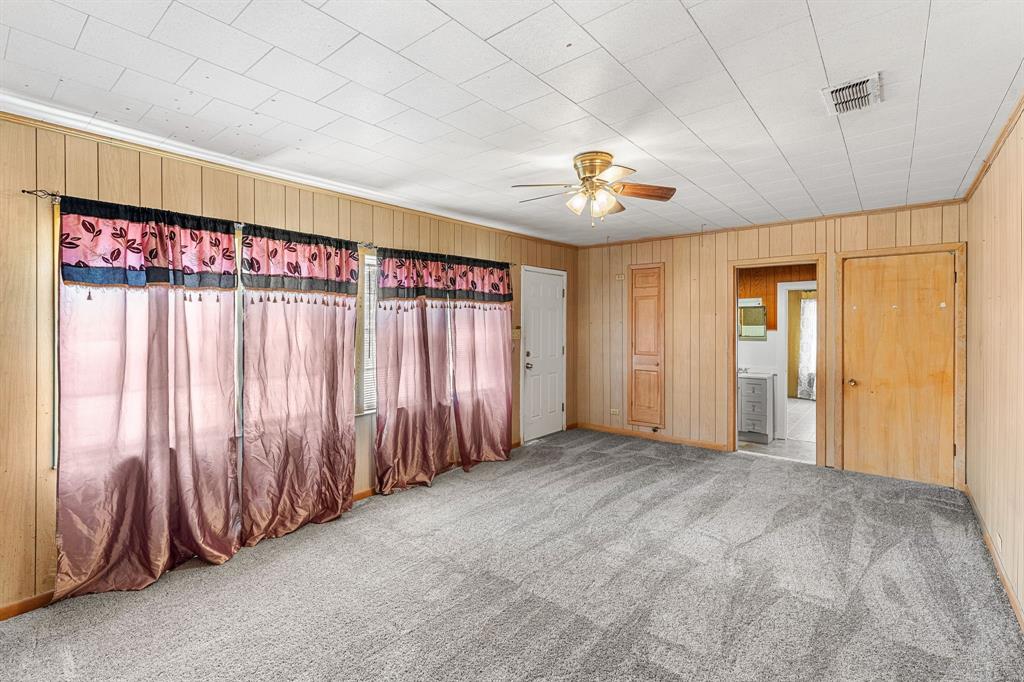 115 N College Property Photo 19