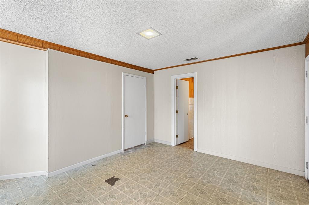 115 N College Property Photo 26