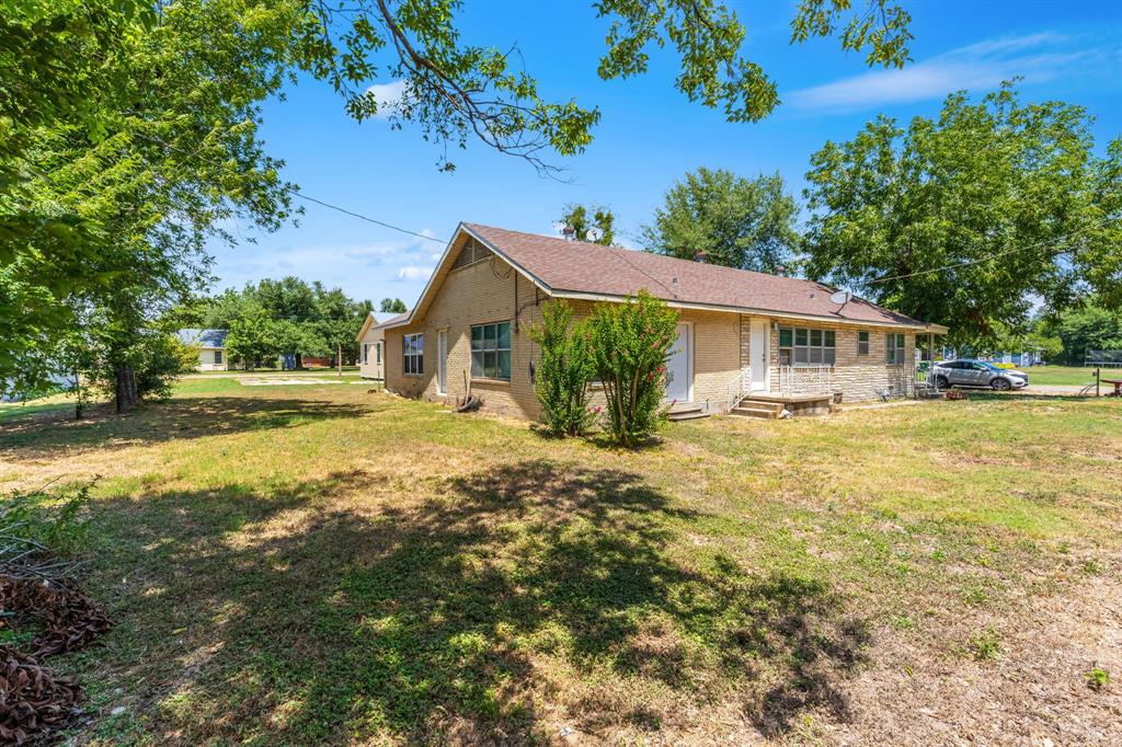 115 N College Property Photo 27