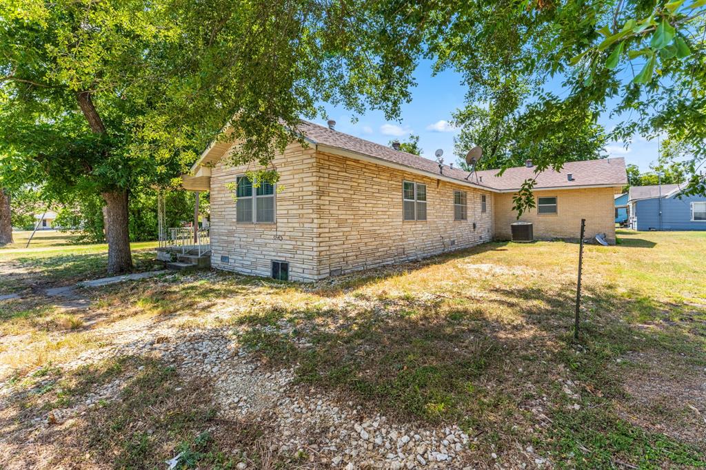 115 N College Property Photo 29