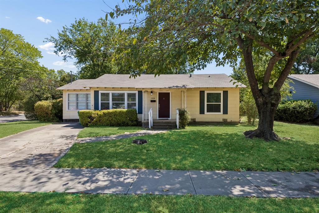 1318 Coit Street Property Photo 1