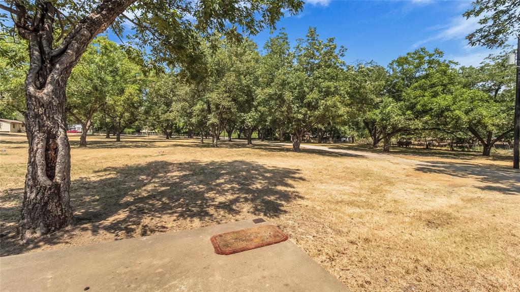 1210 E Texas Street Property Photo 20