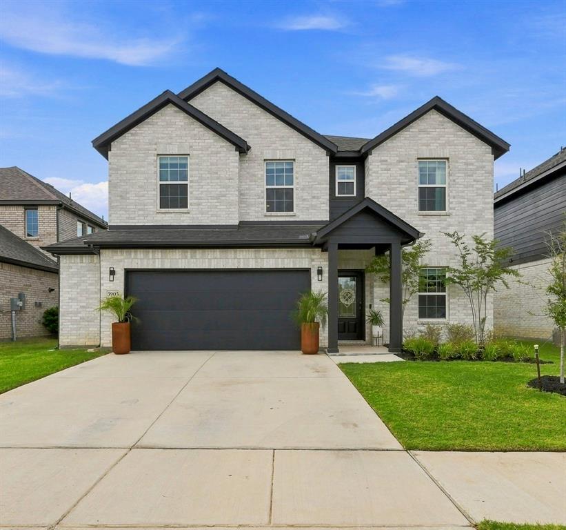 3905 Bluestem Boulevard Property Photo 1