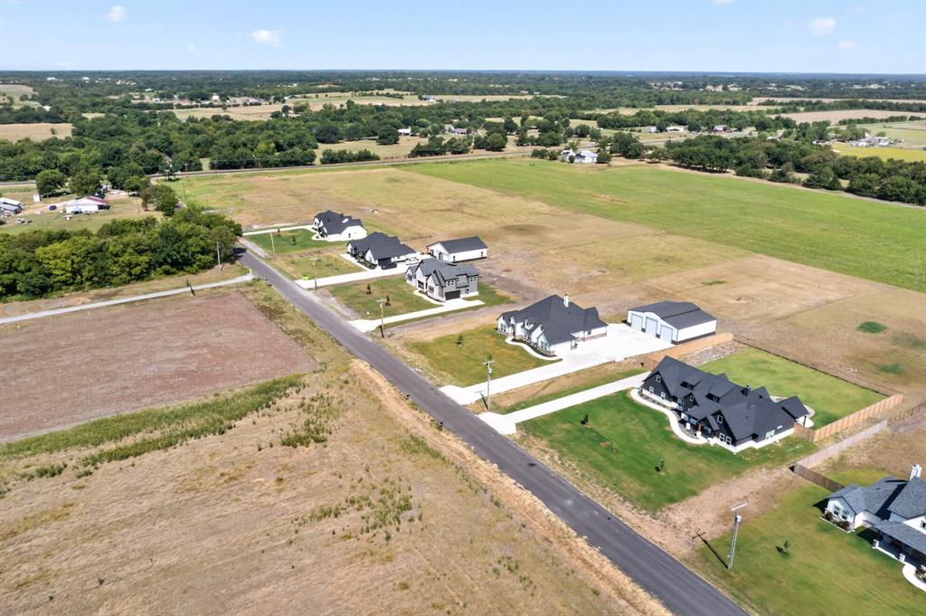 204 County Road 4615 Property Photo 4