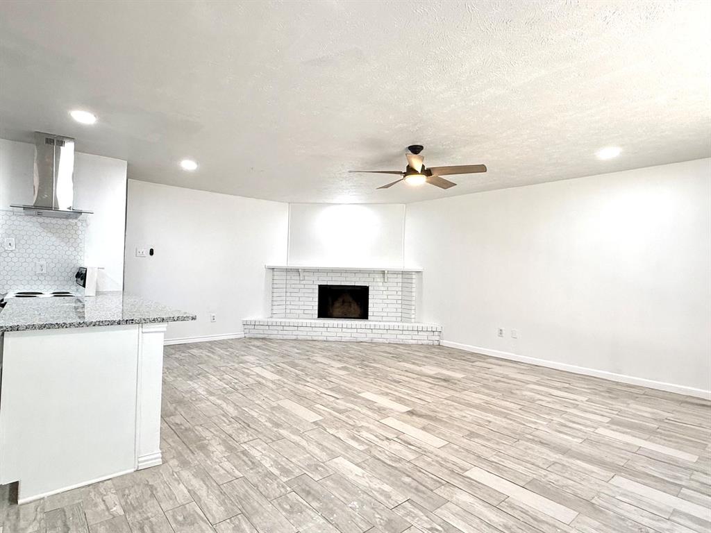 545 Oldbridge Drive Property Photo 2