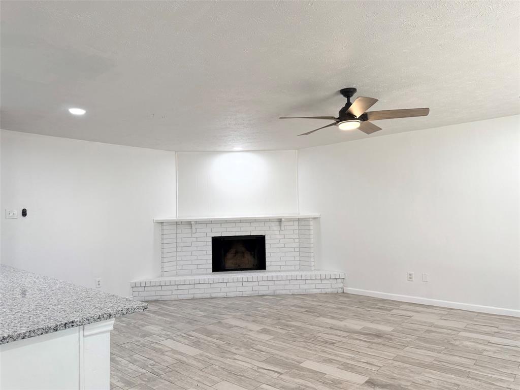 545 Oldbridge Drive Property Photo 4