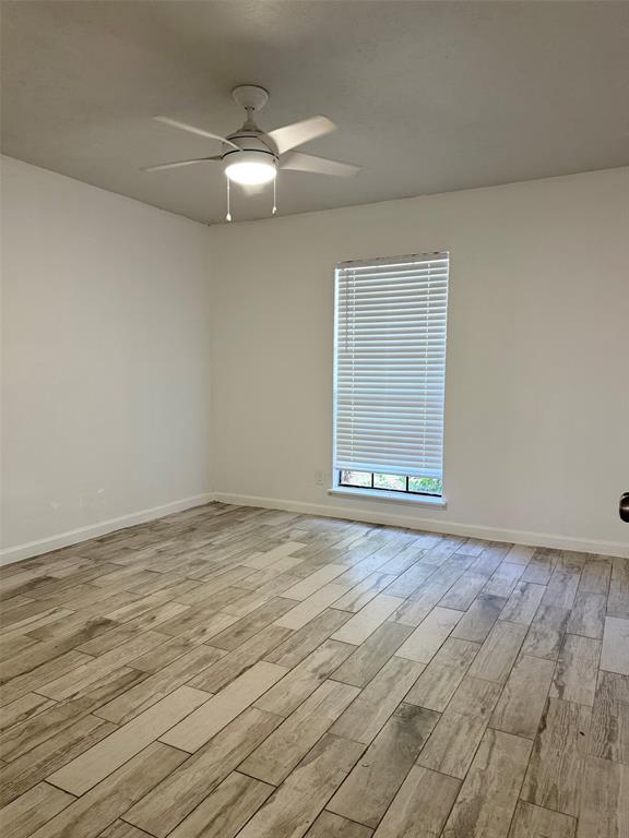 545 Oldbridge Drive Property Photo 14