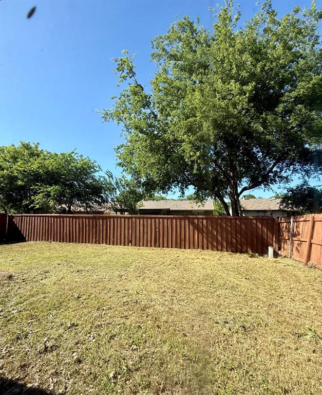 545 Oldbridge Drive Property Photo 18