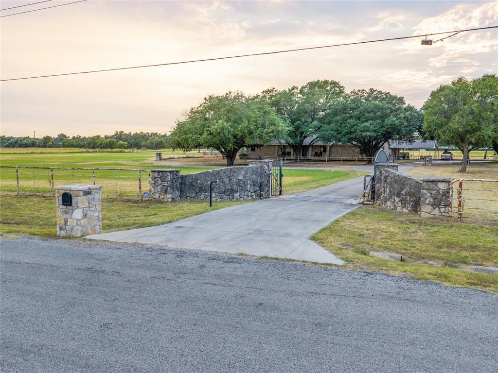 1790 Old Base Road Property Photo 13