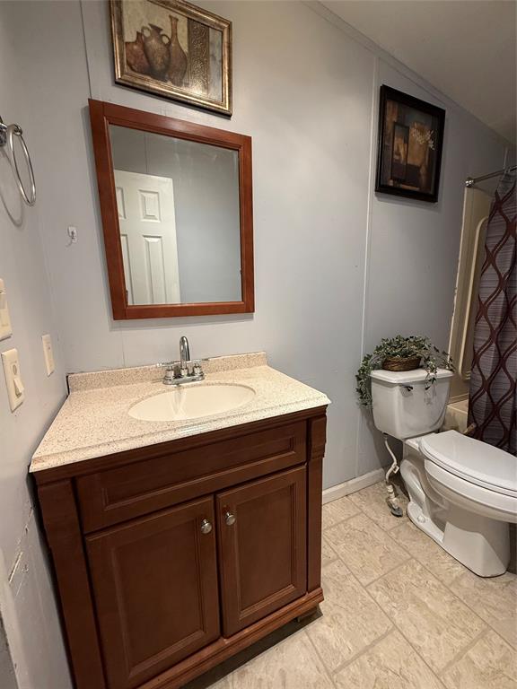 1410 E Loop 254 Property Photo 11