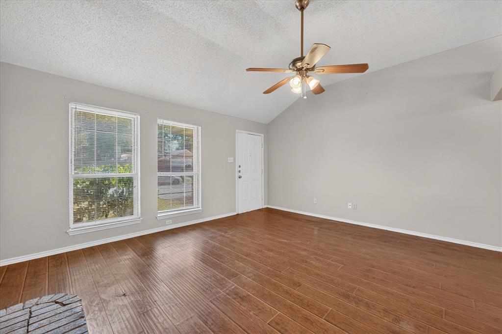 5204 Cornvalley Drive Property Photo 6