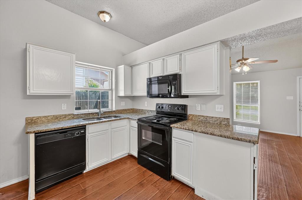 5204 Cornvalley Drive Property Photo 9