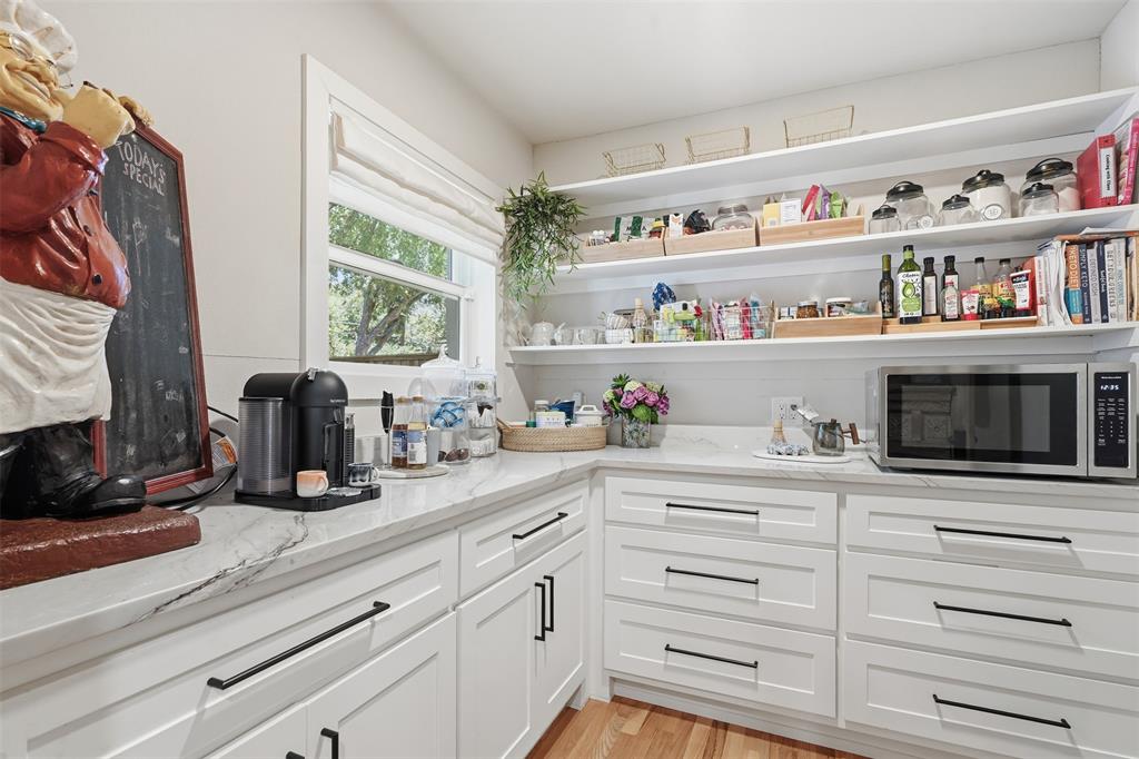 6424 Curzon Avenue Property Photo 14