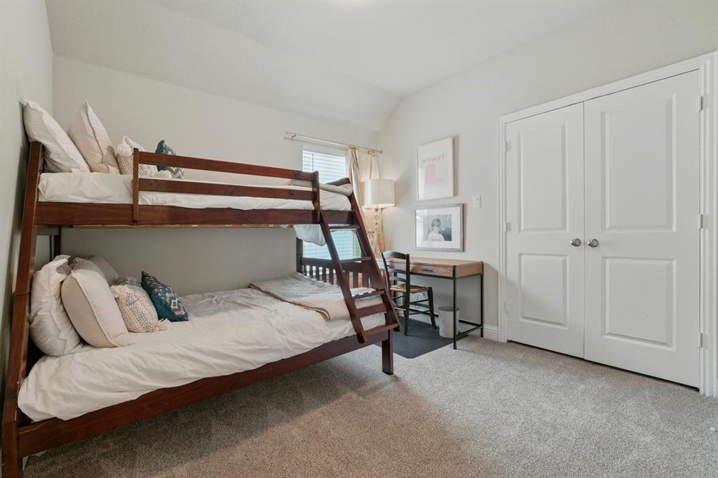 2409 Ross Avenue Property Photo 10
