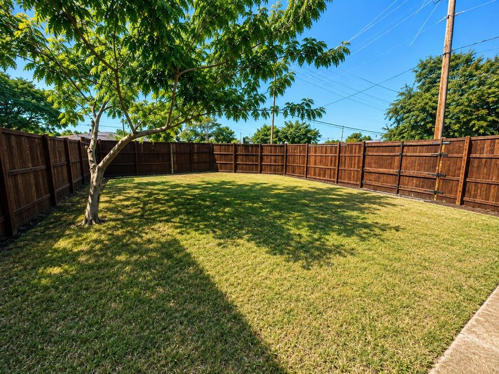 1601 Copper Creek Drive Property Photo 3